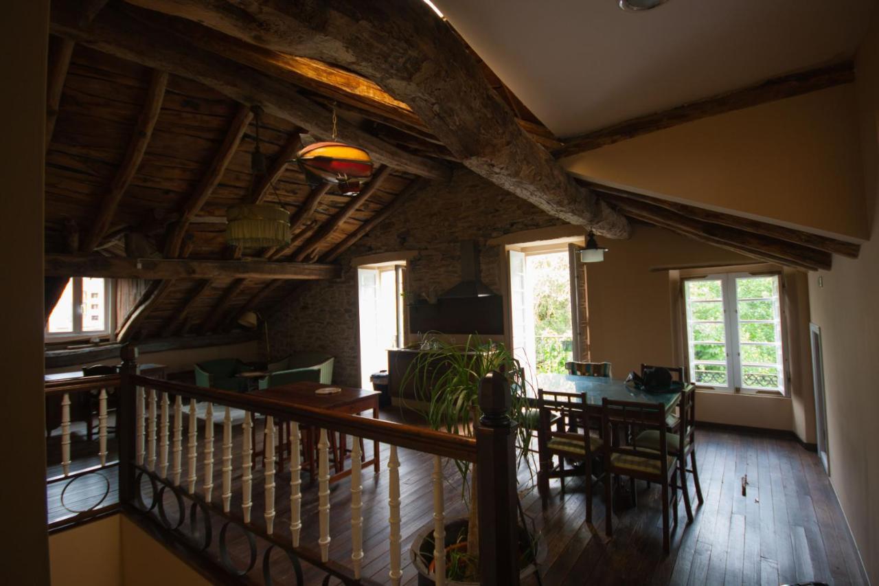 Casa Peltre Hostel Sarria Exterior photo
